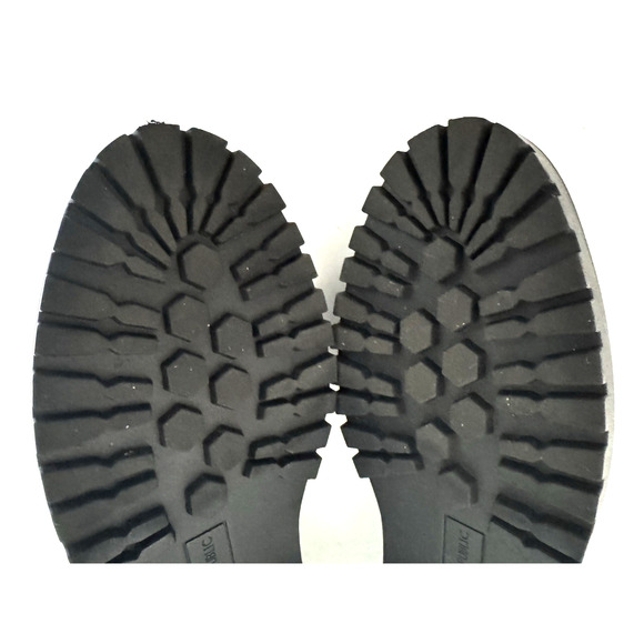 Banana Republic Vee-Strap Lugg Loafers 10-10.5 W Black Leather Chunky Lug Sole - Picture 10 of 14